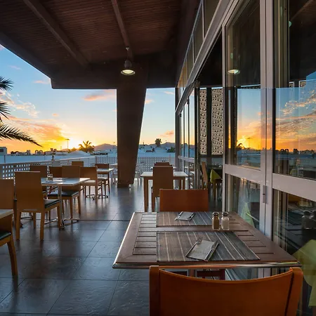 Relaxia Lanzaplaya Hotell