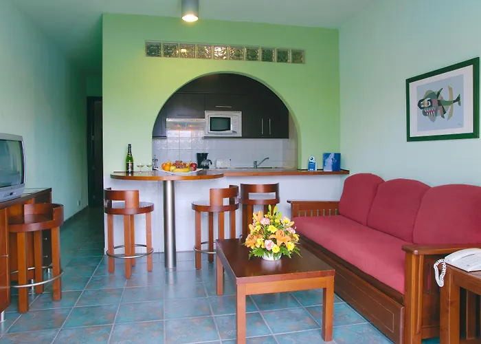 Ξενοδοχείο Relaxia Lanzaplaya 3*